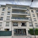 Rent 3 bedroom apartment of 72 m² in Châtillon