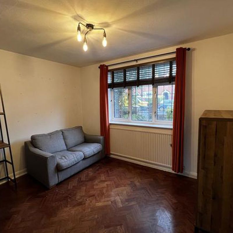 Maisonette to rent in Whippendell Road, Watford WD18 West Watford