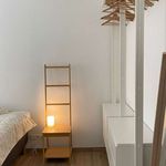 Huur 1 slaapkamer appartement van 60 m² in Saint-Josse-ten-Noode