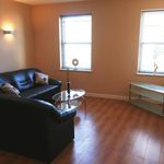 Rent 4 bedroom flat in Leeds