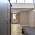 Huur 3 slaapkamer appartement van 137 m² in Zeist