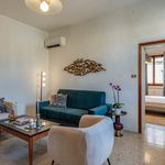 Affitto 2 camera appartamento di 105 m² in Florence