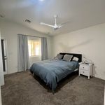 Rent a room of 120 m² in Phoenix