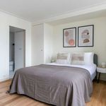 Appartement de 99 m² avec 2 chambre(s) en location à Paris