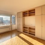 Miete 4 Schlafzimmer wohnung von 120 m² in Genève