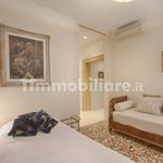 Rent 4 bedroom apartment of 150 m² in Venice