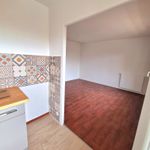 Rent 1 bedroom apartment of 32 m² in Guer