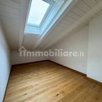 Affitto 4 camera casa di 190 m² in Castel San Pietro Terme