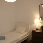 Rent a room of 89 m² in Lisbon
