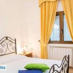 Affitto 1 camera appartamento di 220 m² in Castrignano del Capo