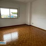 Rent 4 bedroom apartment of 100 m² in Napoli