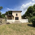 Rent 9 bedroom house of 223 m² in Chuzelles