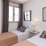 Alquilo 3 dormitorio casa de 90 m² en Madrid