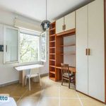 Affitto 5 camera appartamento di 128 m² in Bologna