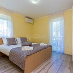 Rent 3 bedroom apartment of 88 m² in Rijeka