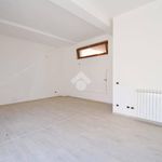 Rent 1 bedroom apartment of 40 m² in Poggio Picenze