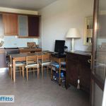 Affitto 2 camera appartamento di 60 m² in Padenghe sul Garda