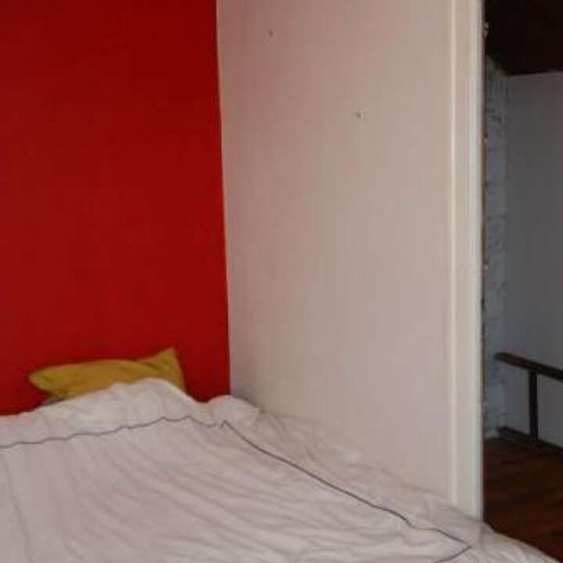 Location appartement 1 pièce 15 m² Annecy (74000)