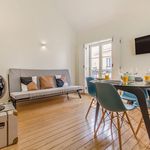 Rent 2 bedroom apartment of 100 m² in Lisboa
