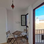 Rent 1 bedroom apartment of 42 m² in Sevilla