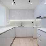 Rent 3 bedroom apartment of 113 m² in Dubai