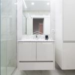 Rent 2 bedroom apartment of 115 m² in Canelas