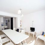 Rent a room of 85 m² in València