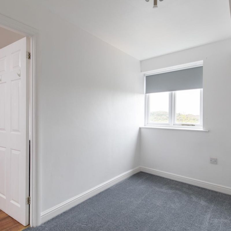 One Bedroom Flat to Rent in Dunlop Close