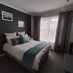 Rent 3 bedroom house of 500 m² in Cape Town