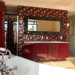 Rent 3 bedroom apartment of 339 m² in Marbella
