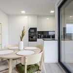 Rent 2 bedroom apartment of 96 m² in Consolação