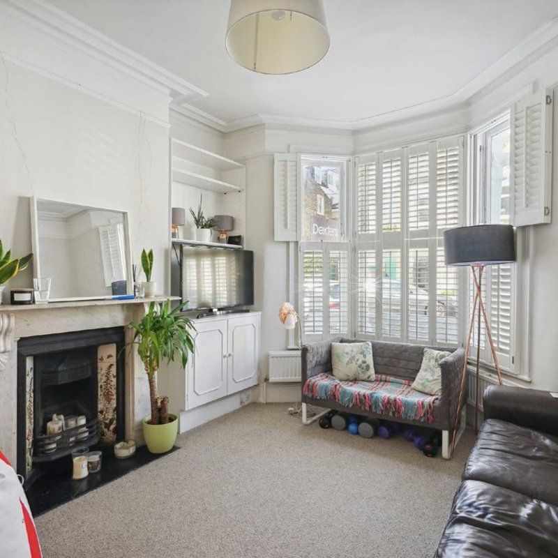 house for rent in Thirsk Road Battersea, SW11 Clapham Common