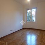 Affitto 3 camera appartamento di 104 m² in Milano