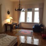 Rent 5 bedroom apartment of 103 m² in Budapest