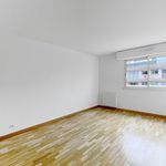 Rent 4 bedroom apartment of 118 m² in Châtillon