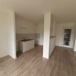 Rent 3 bedroom apartment of 74 m² in Battrans