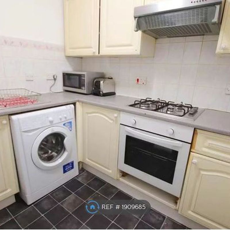 Flat to rent in Byres Road, Glasgow G11 Dowanhill