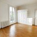 Rent 3 bedroom apartment of 164 m² in Paris