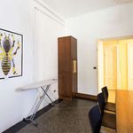 Camera di 250 m² a Milano