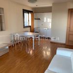 Affitto 2 camera appartamento di 50 m² in Udine