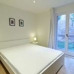 Rent a room of 100 m² in Brussel