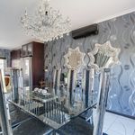 Rent 3 bedroom house of 300 m² in Sandton