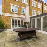 Rent 6 bedroom house of 366 m² in London