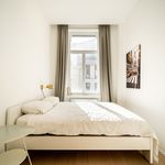Huur 2 slaapkamer appartement van 100 m² in Brussels