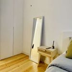 Rent a room of 140 m² in Lisboa
