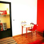 Rent a room of 155 m² in Milan