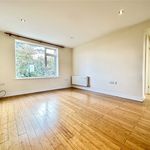 Rent 3 bedroom apartment in Worcestershire