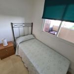 Rent 4 bedroom apartment of 120 m² in Sevilla