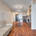 Appartement de 592 m² avec 2 chambre(s) en location à Old Toronto