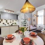 Rent 1 bedroom apartment of 44 m² in Budapest